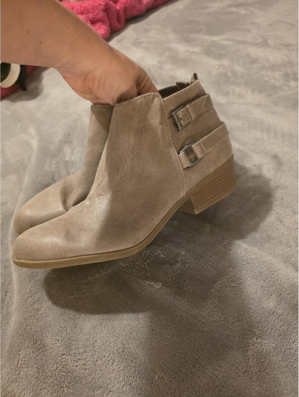Lauren BlakwellBoots Size 10 Tan Ankle Bootds Buckle Side Zip Faux Suede Casual